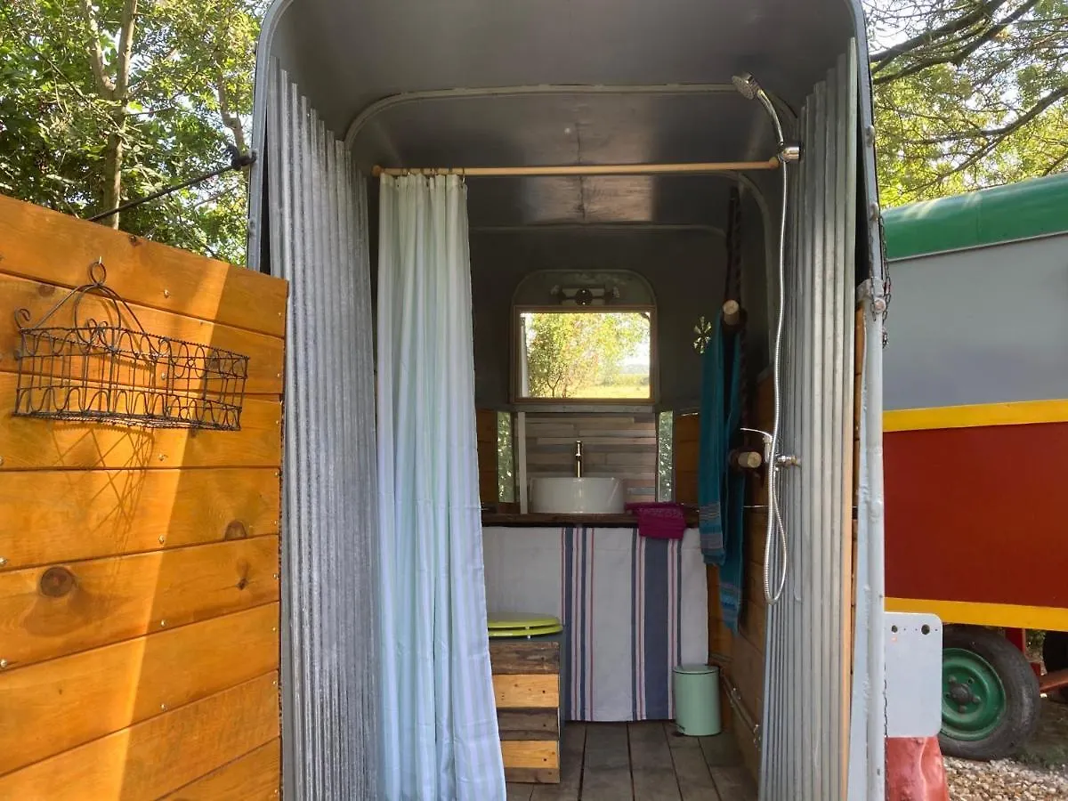 Authentique Roulotte En Camargue Hotel Arles Luxury tent